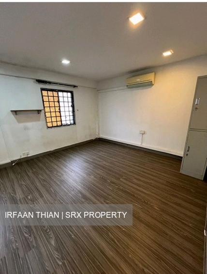 Fuyong Estate (D23), Terrace #527935291